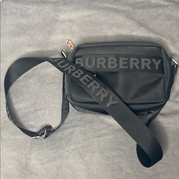 Burberry Black Belt Bag for Men - Picture 1 of 1